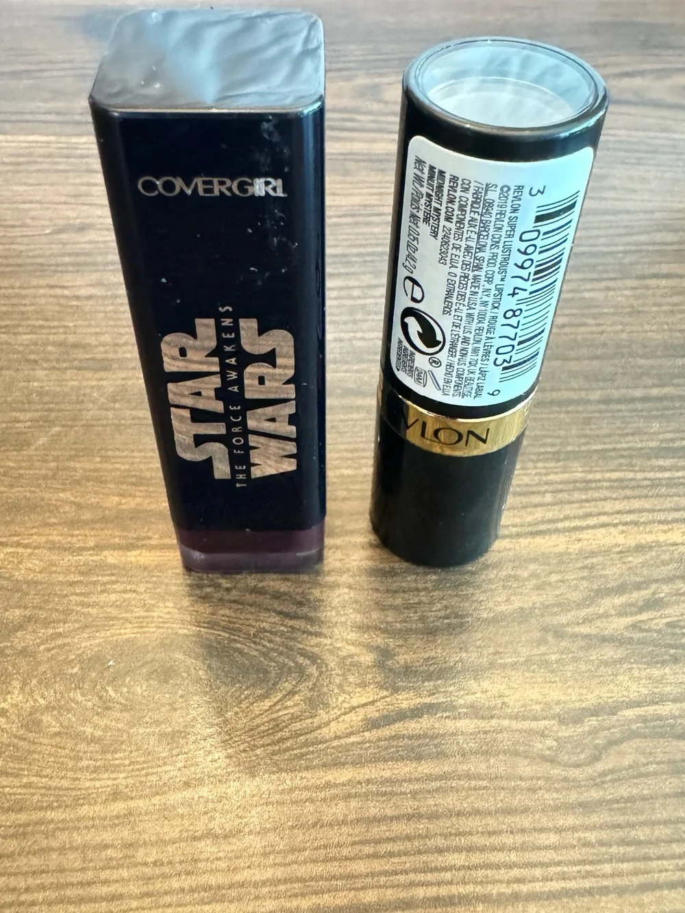 COVERGIRL Star Wars Deep Plum & Revlon Navy Blue Lipstick Duo